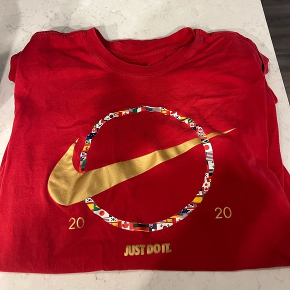 Red Nike Olympics shirt - Picture 1 of 3